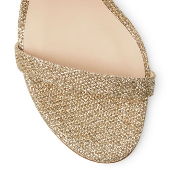 Stuart Weitztman NUNAKEDSTRAIGHT SANDAL with an adjustable ankle strap - Picture 4 of 6